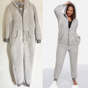 Victorias Secret Pink Hooded Sherpa Romper One Piece Pajamas sleeper onesie Cozy